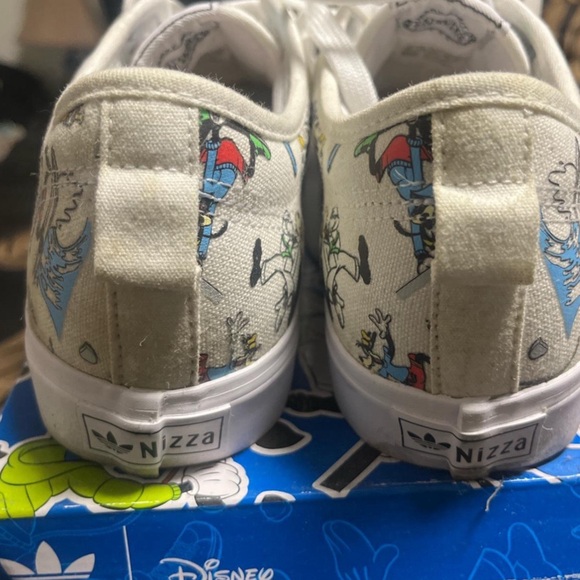 Adidas Goofy shoes men’s size 8 - Picture 3 of 5